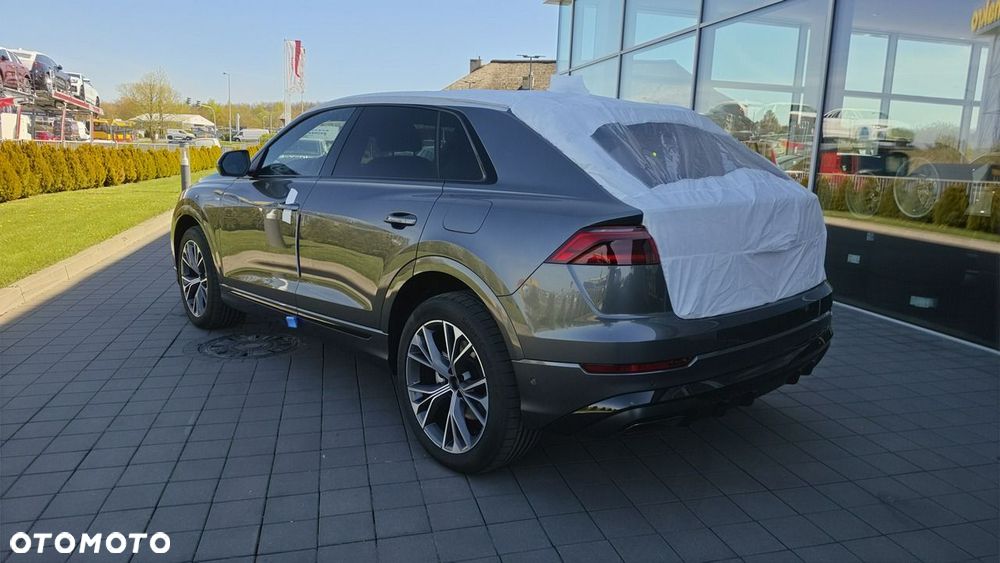 Audi Q8 - 4