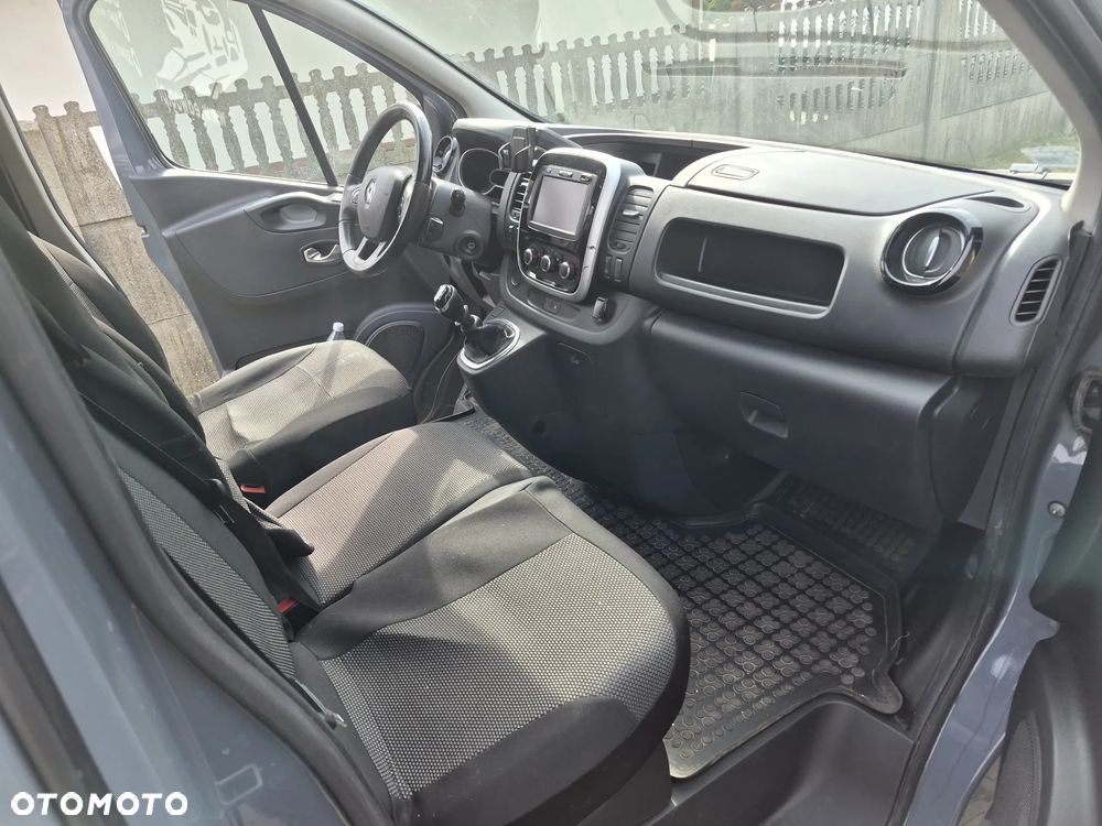 Renault Trafic 2.0 dCi 170 KM - 8