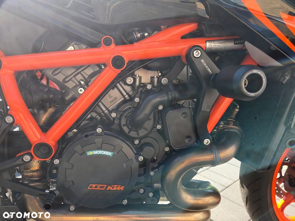 KTM Super Duke - 14