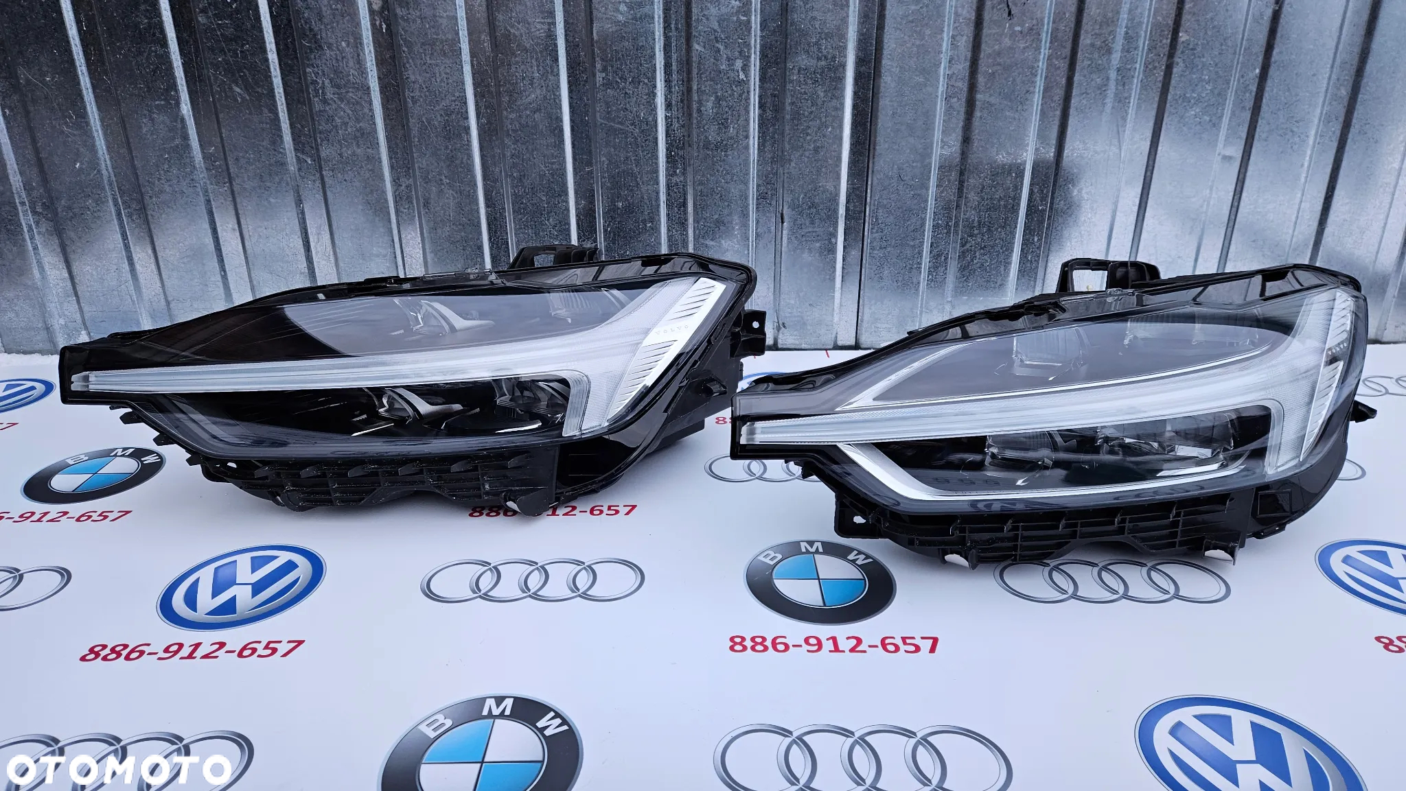Reflektor lewy Lampa lewa VOLVO XC60 II FULL LED SYSTEM  NOWE  31420417  Czarny środek - 2