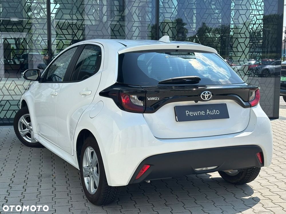 Toyota Yaris - 11