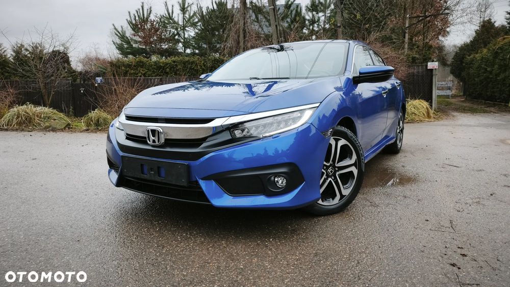 Honda Civic 1.5 i-VTEC Turbo CVT Elegance - 1