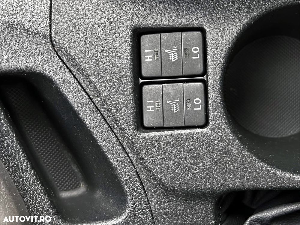 Toyota Auris 1.8 L VVT-i TS Hybrid Luna - 4