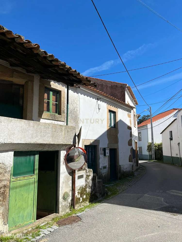 Duas moradias para reabilitação com projeto de unificação já desenvolv - Grande imagem: 3/16