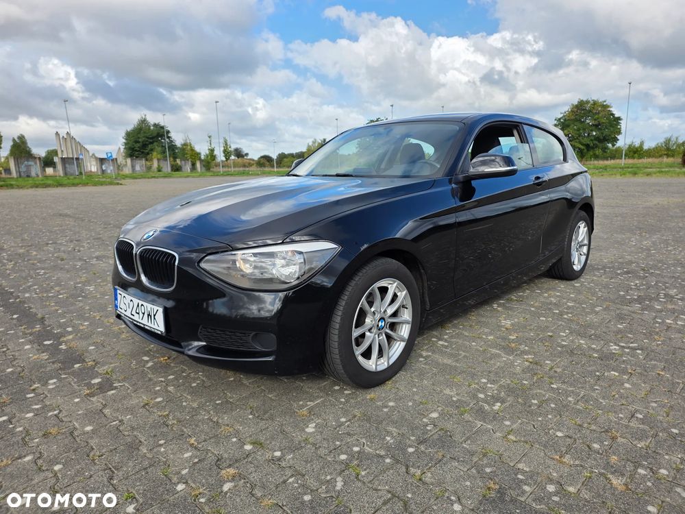 BMW Seria 1 118i Advantage