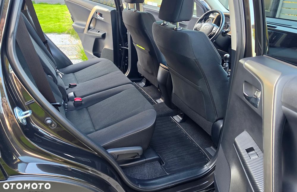 Toyota RAV4 2.0 Premium 4x4 - 28