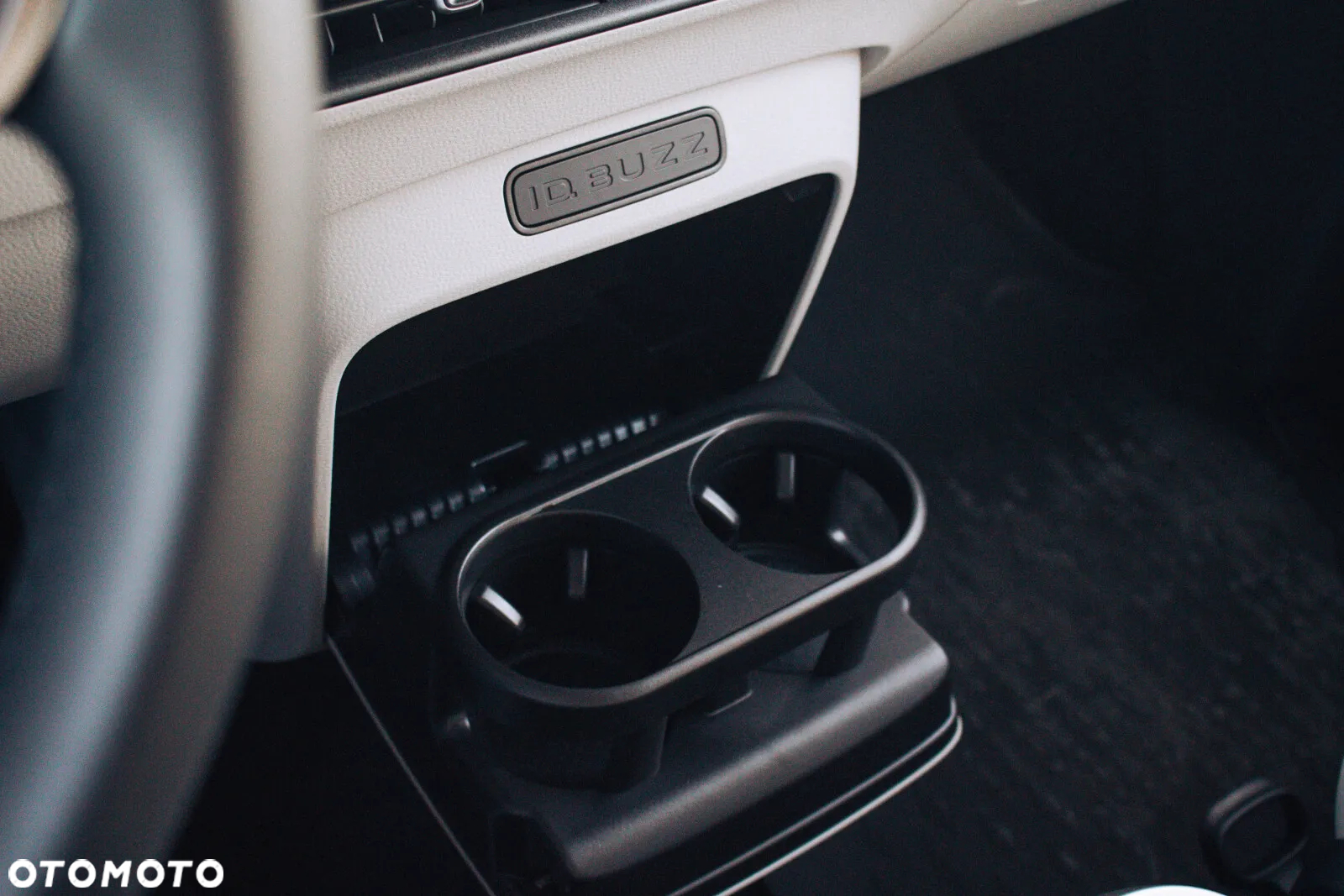 Volkswagen ID. Buzz 82kWh Pro - 24