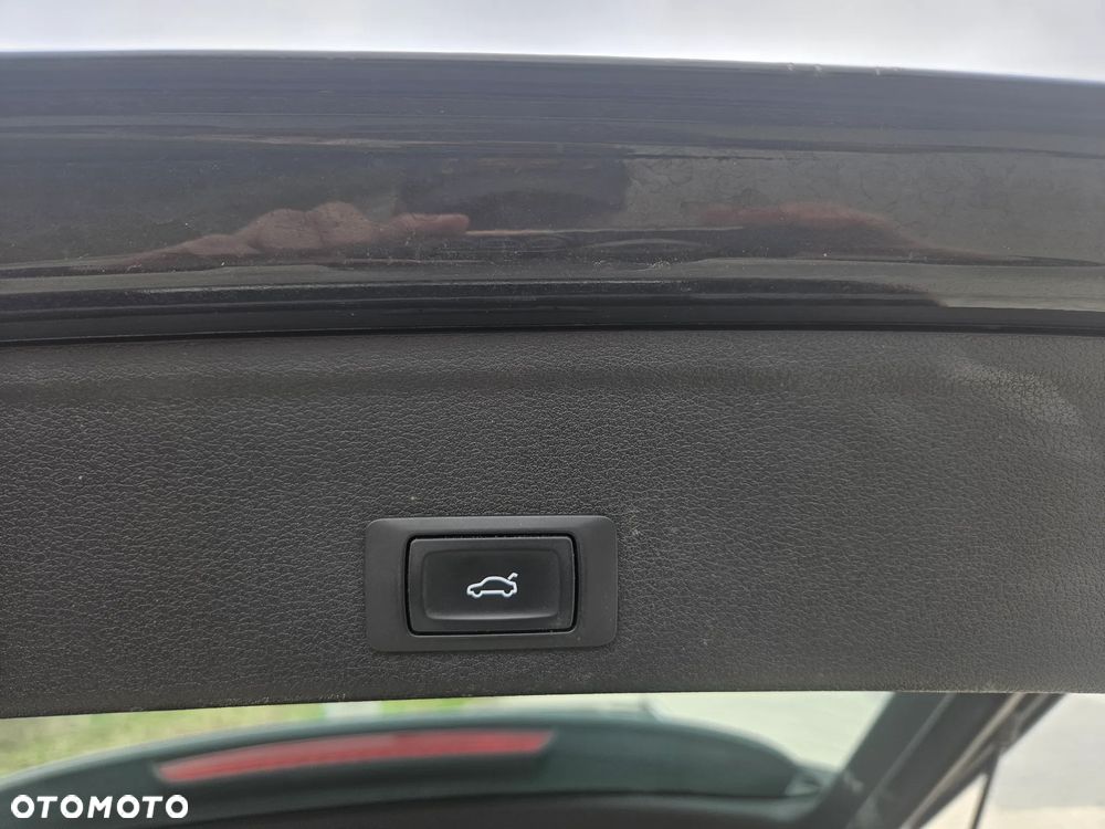 Audi A4 Avant 35 TDI S tronic sport - 36