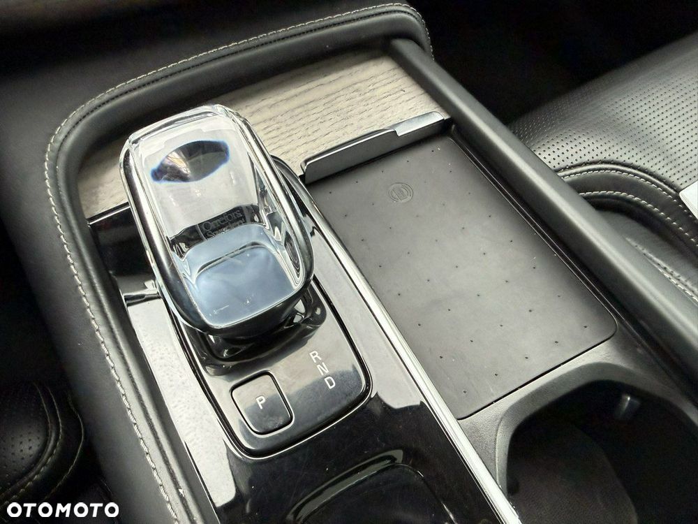 Volvo XC 90 - 36