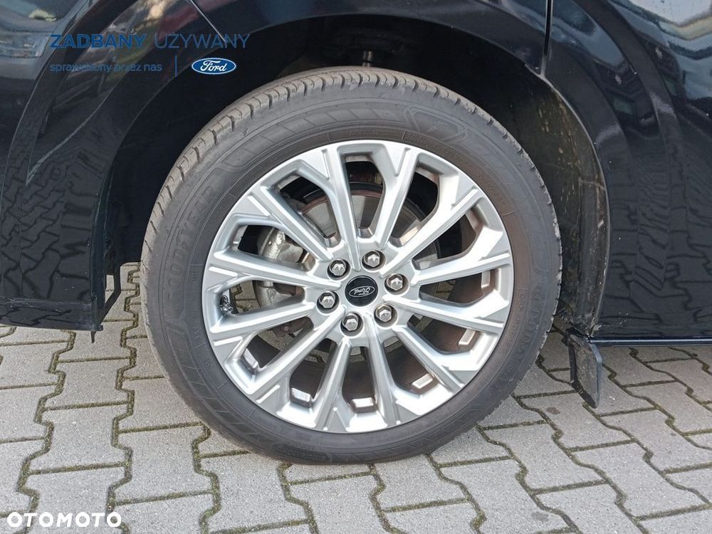 Ford Tourneo Custom - 29