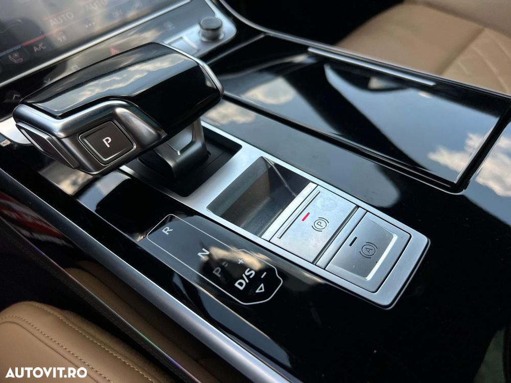 Audi A8 60 TFSI e quattro tiptronic - 16