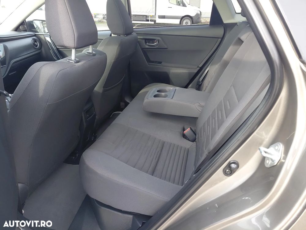 Toyota Auris 1.8 VVT-i Automatik Design Edition - 14