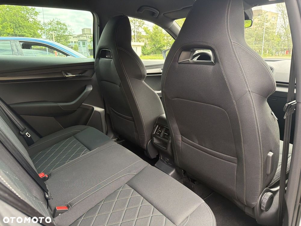Skoda Karoq 1.5 TSI ACT Sportline DSG - 17