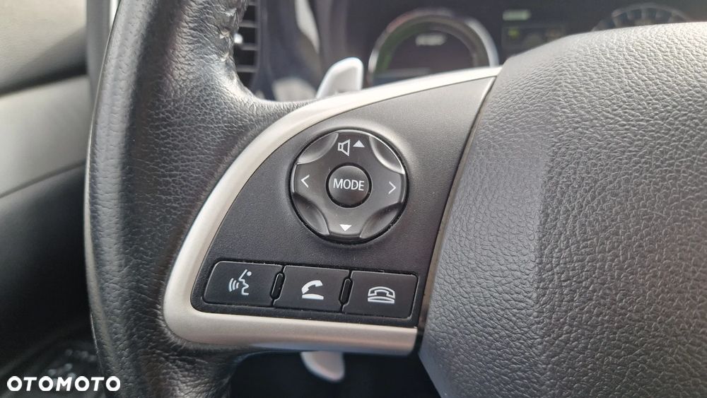 Mitsubishi Outlander 2.0 4WD Top - 32