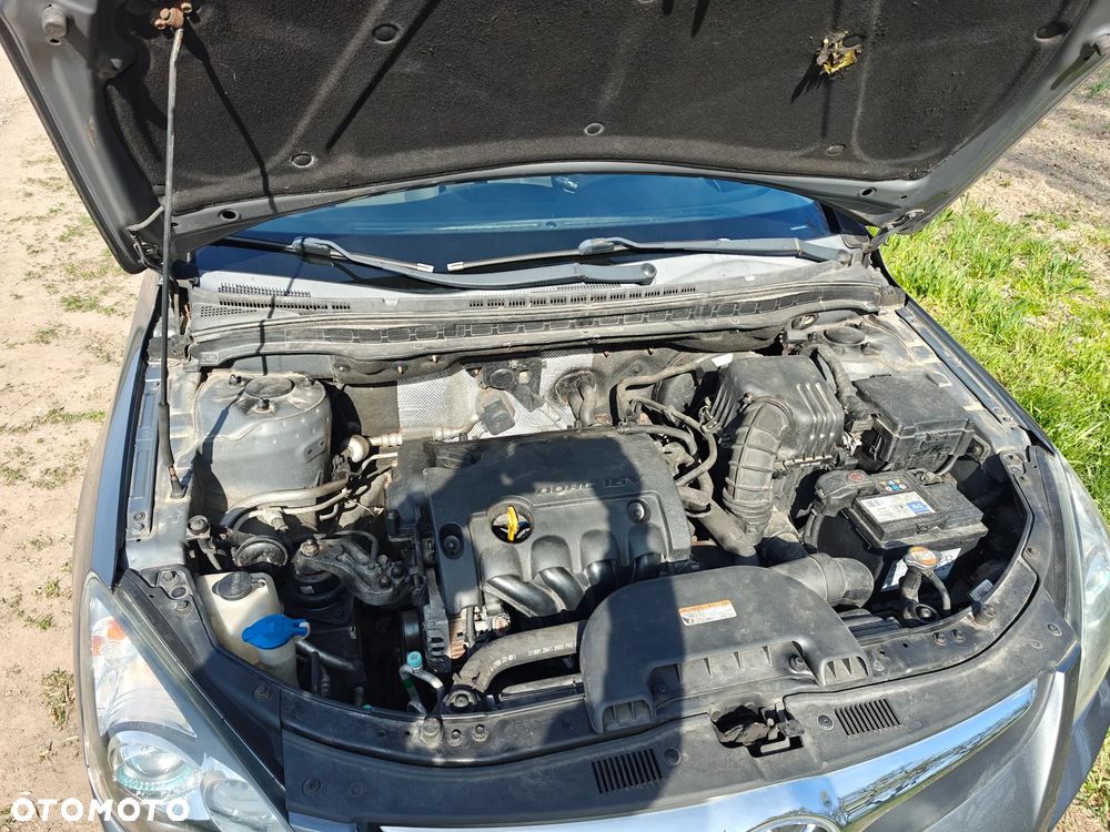 Hyundai i30 1.4 Classic + EU5 - 8