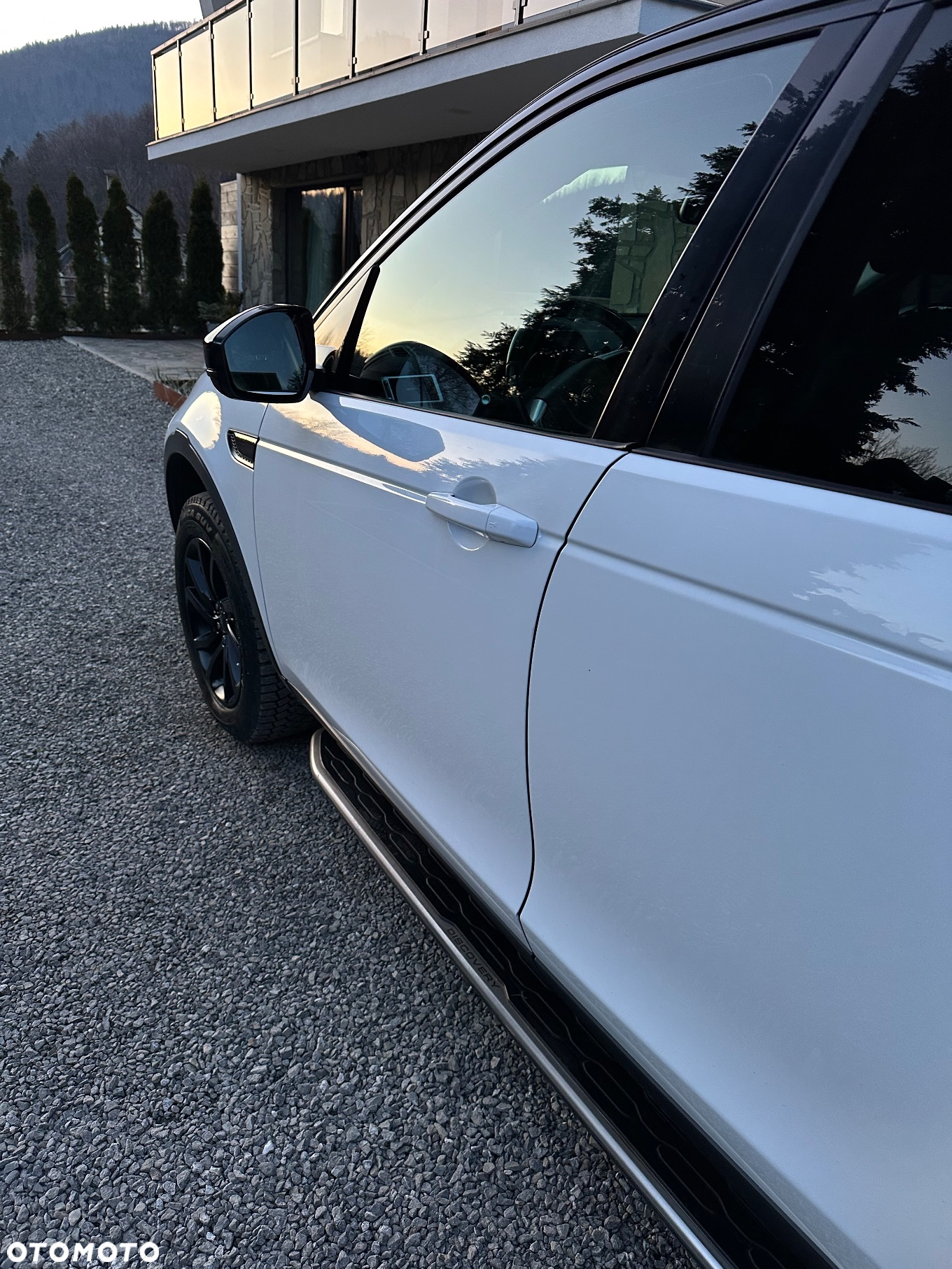 Land Rover Discovery Sport 2.0 Si4 HSE Luxury - 14