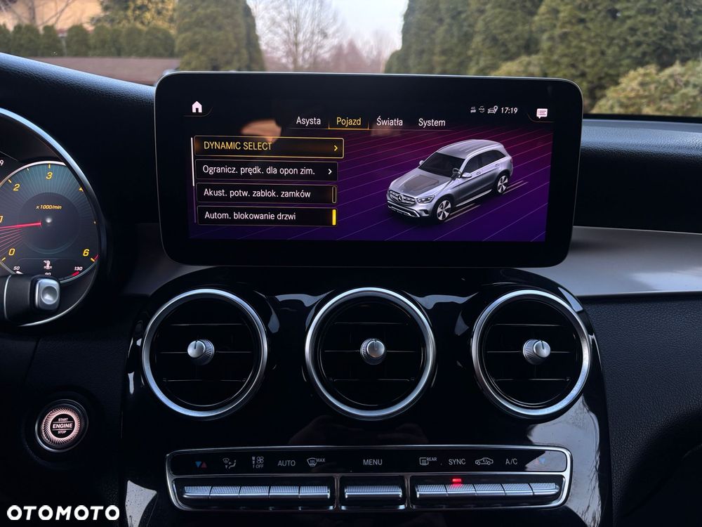 Mercedes-Benz GLC 220 d 4Matic 9G-TRONIC - 25