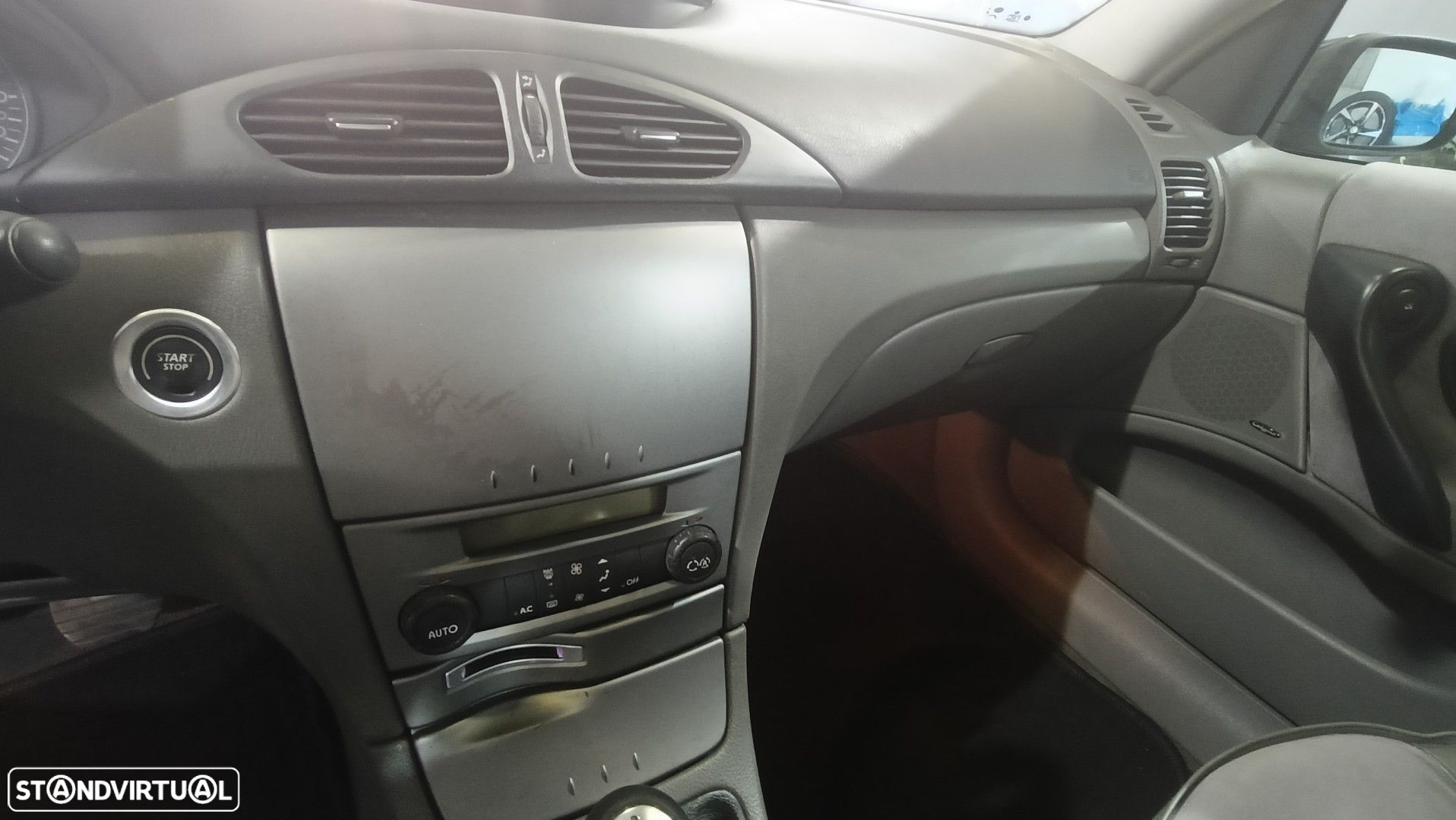 Renault Laguna Break 1.6 Privilège - 14