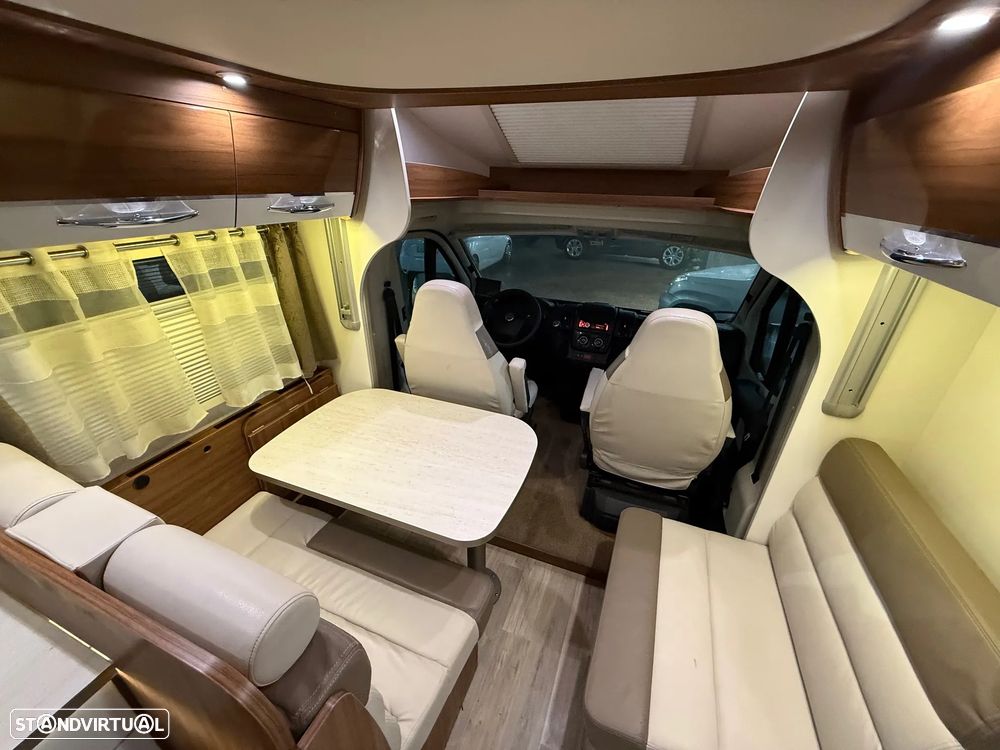 Pilote Essential P 746 - 15