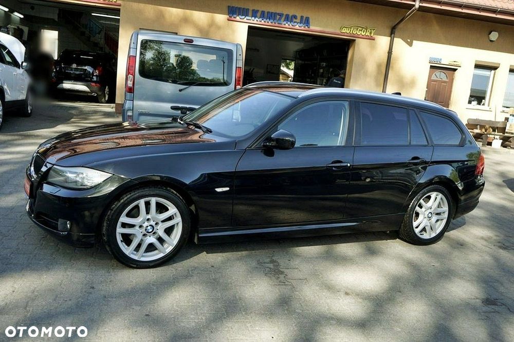 BMW Seria 3 318i - 8