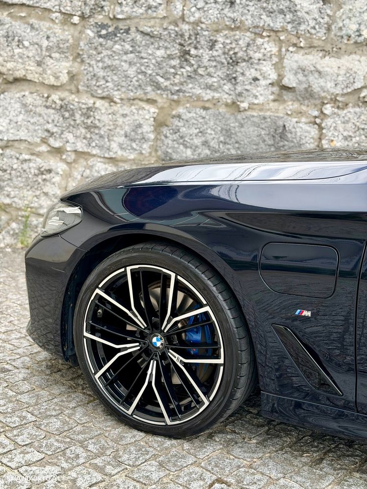 BMW 520 e Pack M - 26