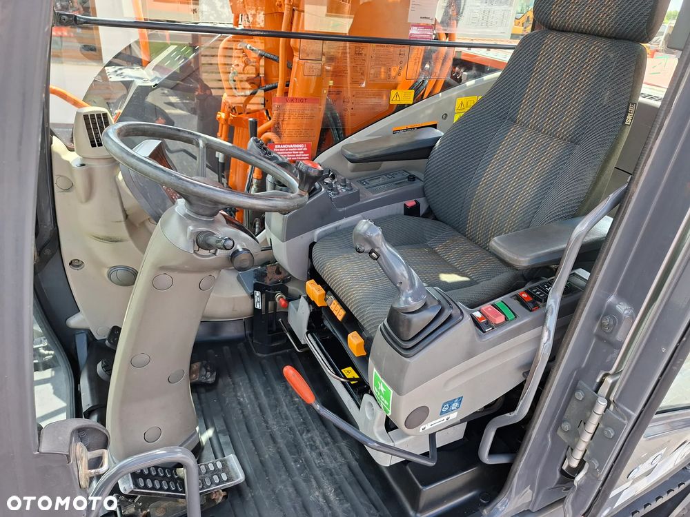 Hitachi ZX140 ROTOTILT - 2
