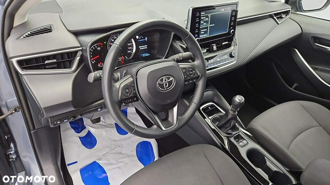 Toyota Corolla 1.5 Comfort - 9