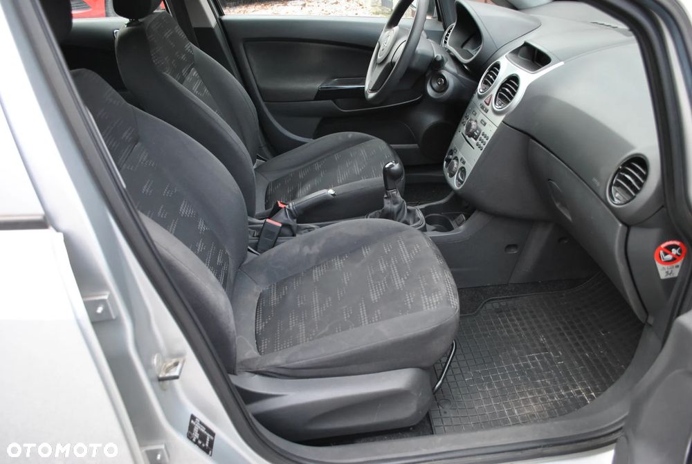 Opel Corsa 1.2 16V Enjoy - 13