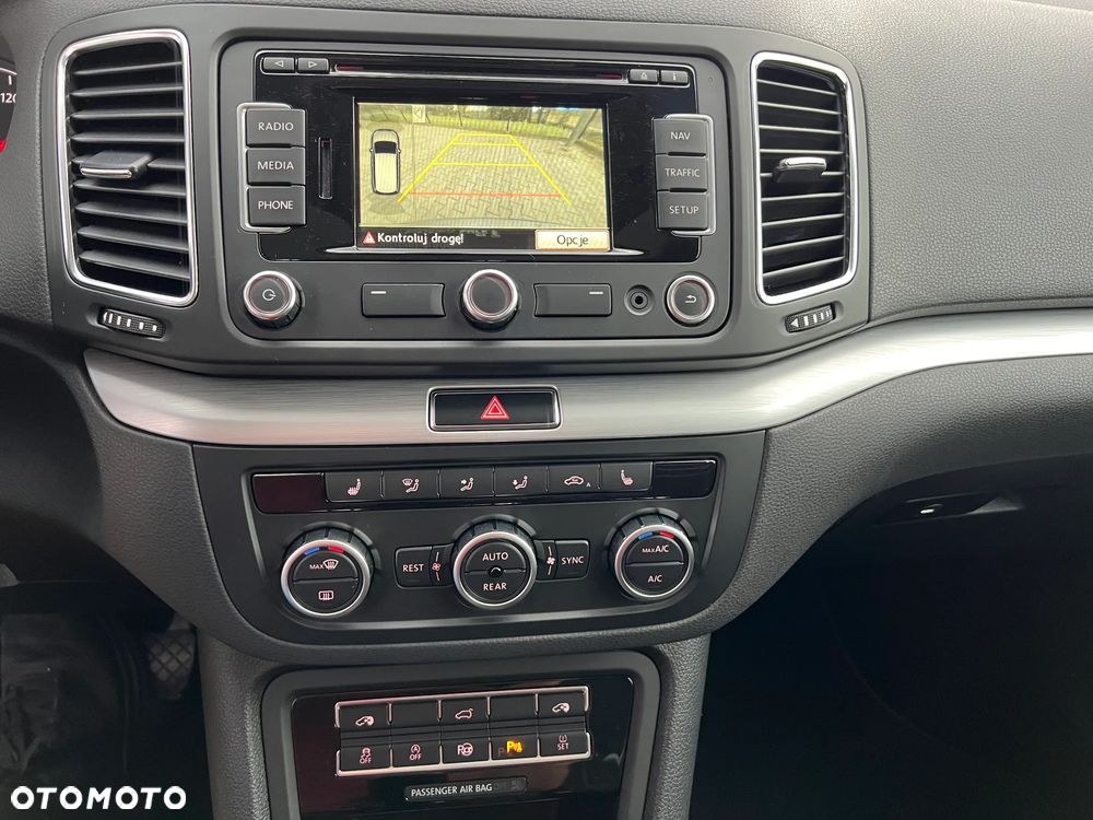 Volkswagen Sharan - 18