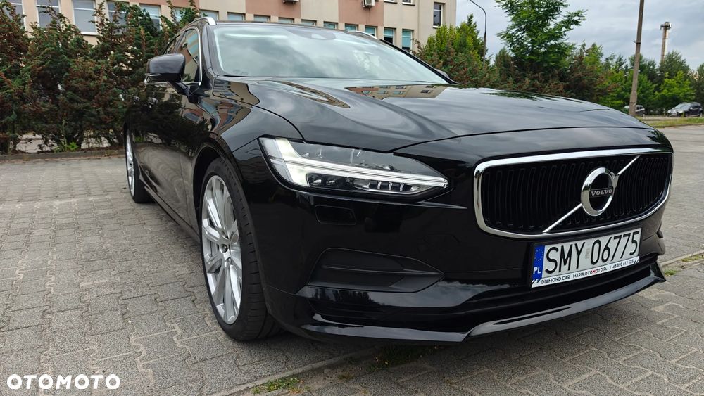 Volvo V90 D4 Momentum Pro - 1
