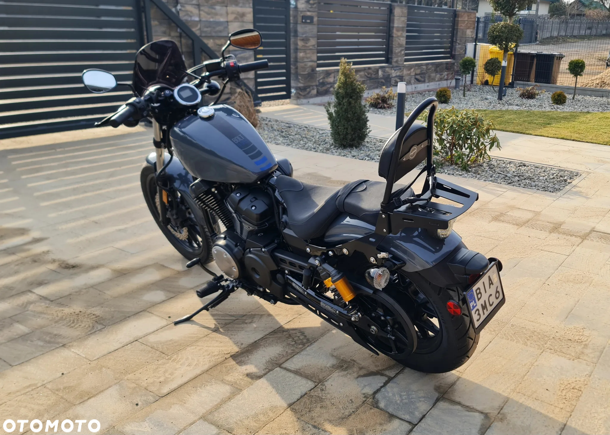 Yamaha XVS - 6