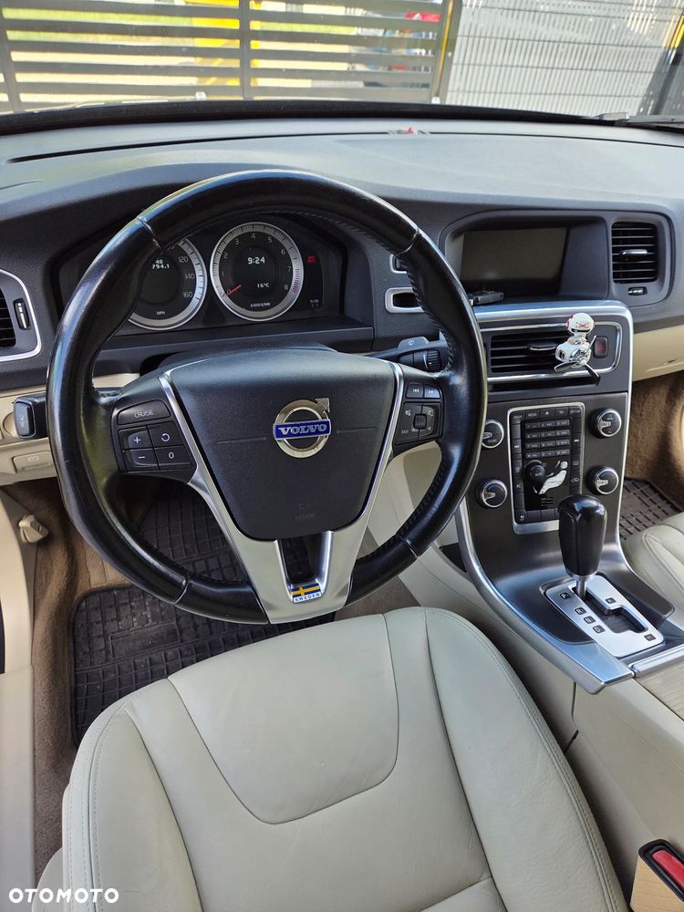Volvo S60 - 33