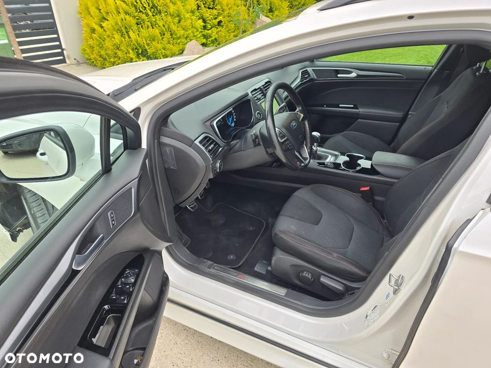 Ford Mondeo 2.0 TDCi ST-Line - 19