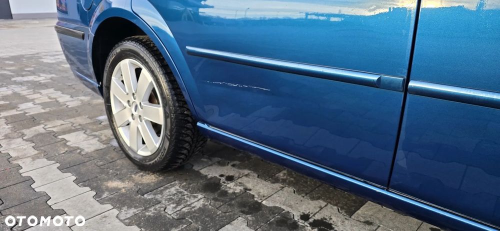 Ford Mondeo - 8