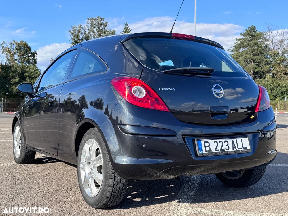 Opel Corsa 1.4 Automatik Cosmo - 6
