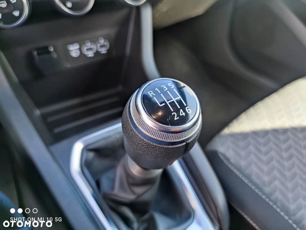 Renault Clio TCe 90 EQUILIBRE - 17