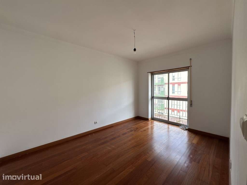 Apartamento T3 em Samora Correia - Grande imagem: 3/23