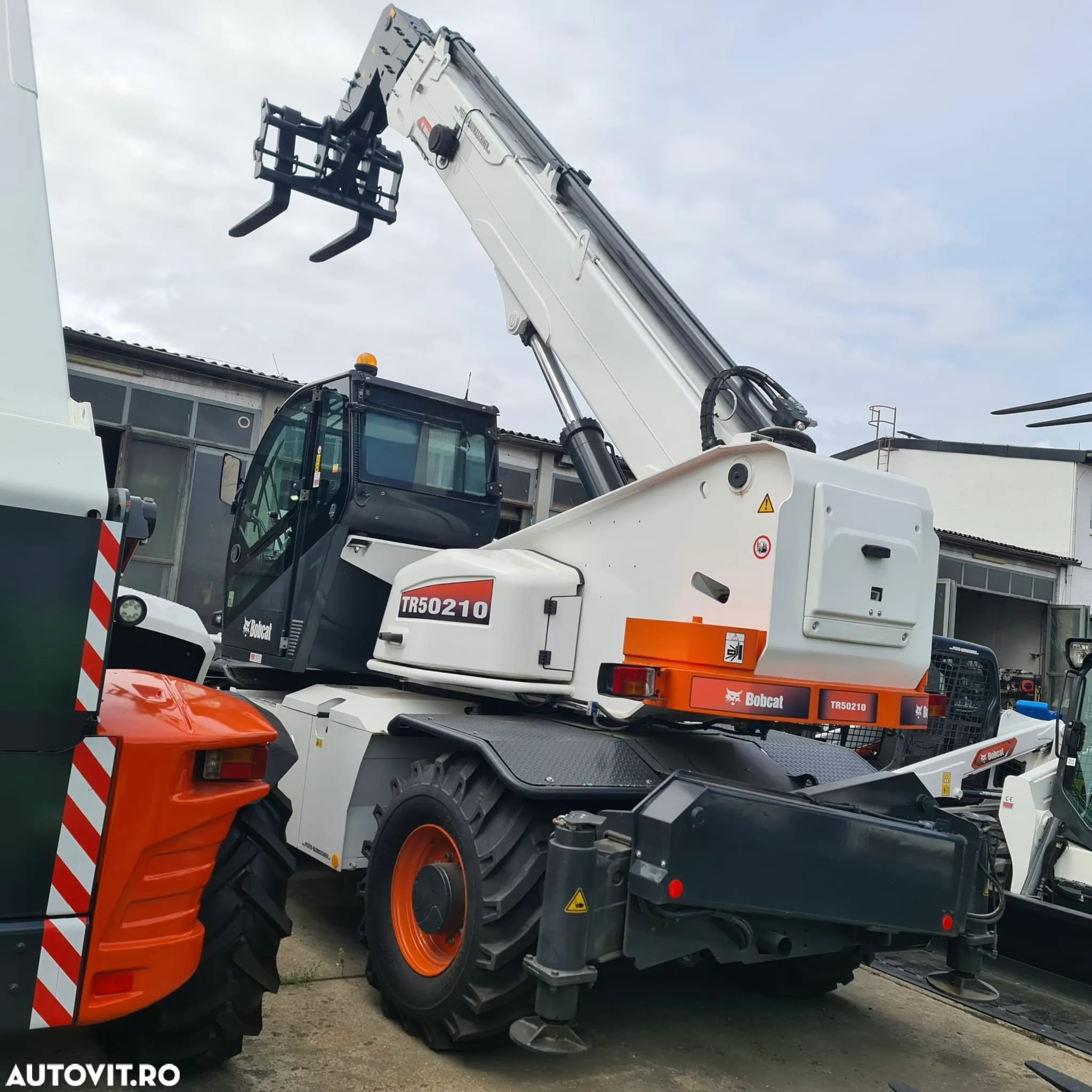 Bobcat Manitou MRT 21m - 5Tone - 2