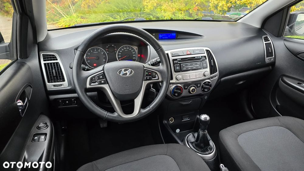 Hyundai i20 - 10