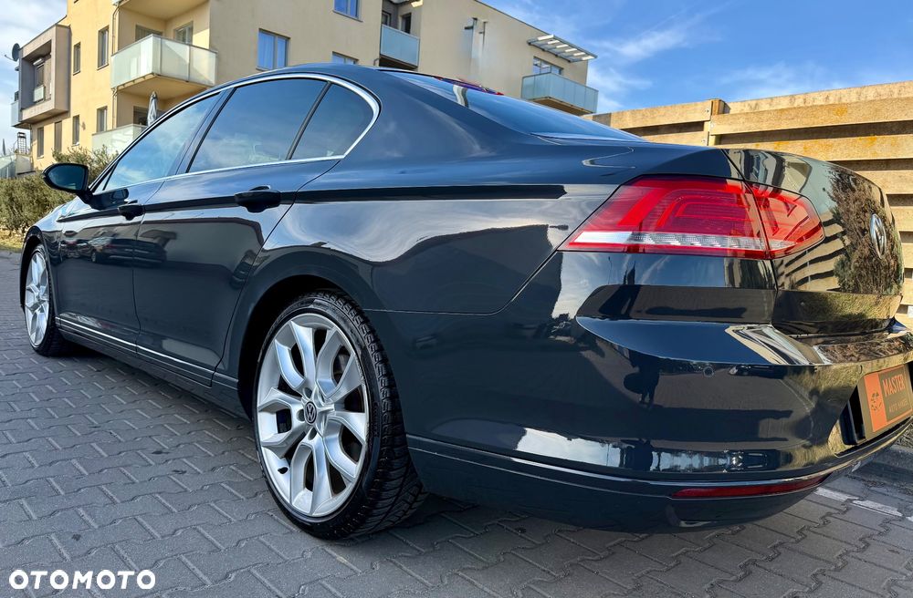 Volkswagen Passat 2.0 TDI (BlueMotion Technology) DSG Comfortline - 16