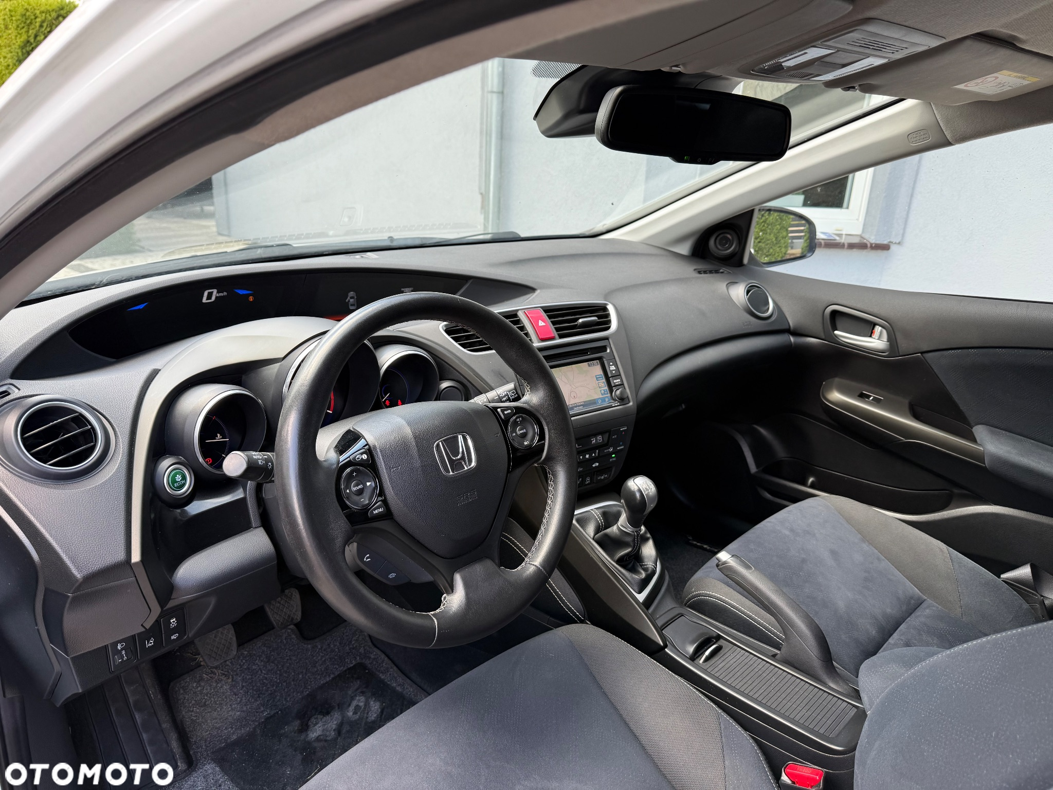 Honda Civic 1.6 i-DTEC Executive Navi - 9