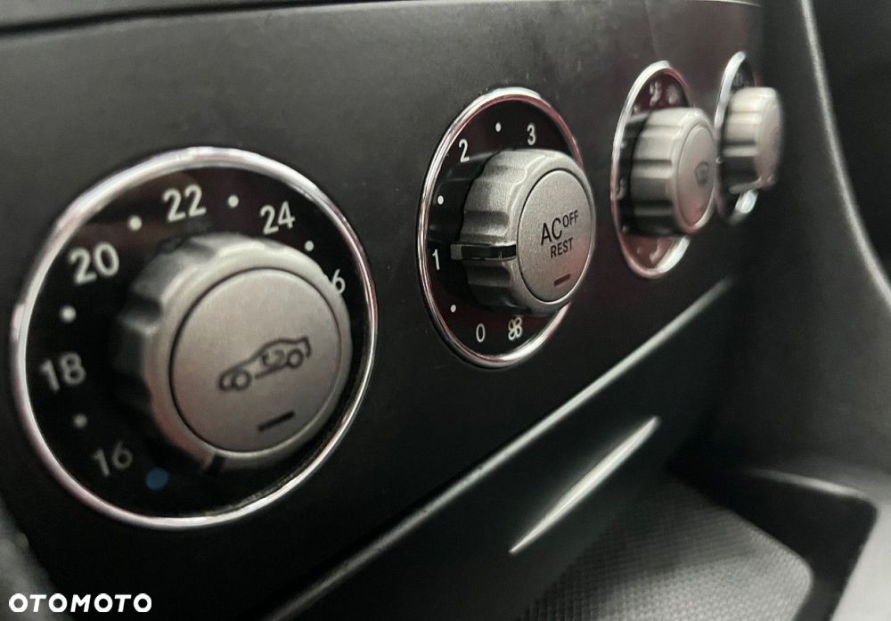 Mercedes-Benz SLK - 29