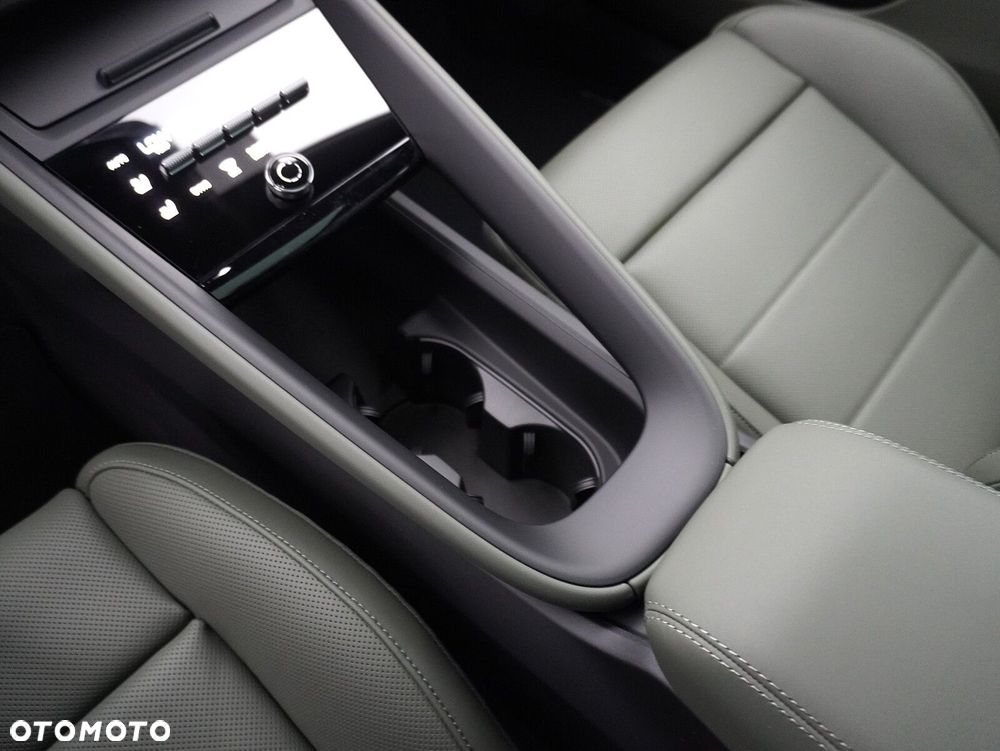 Porsche Macan 4 100kWh - 24