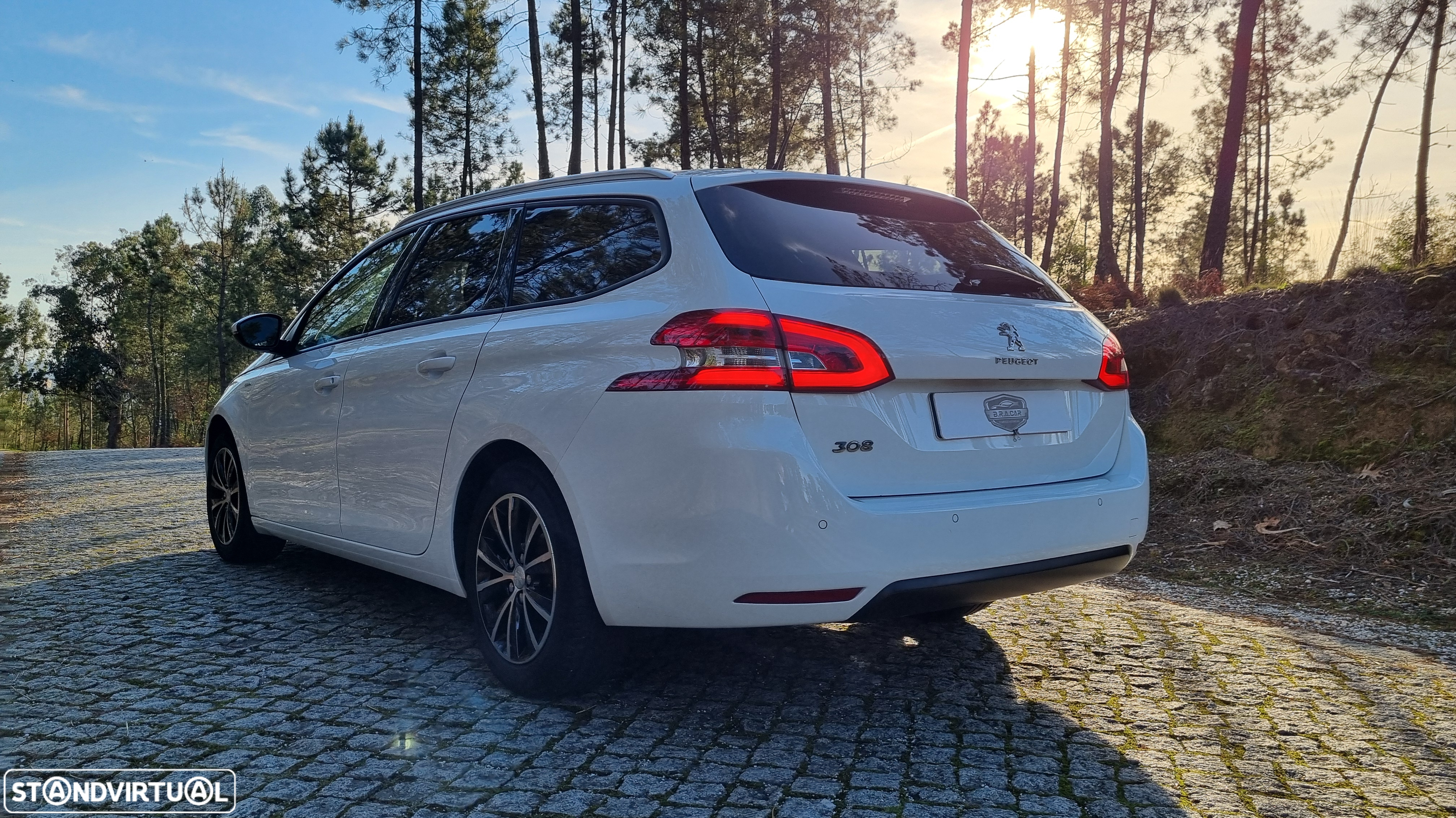 Peugeot 308 SW 1.5 BlueHDi Style - 16
