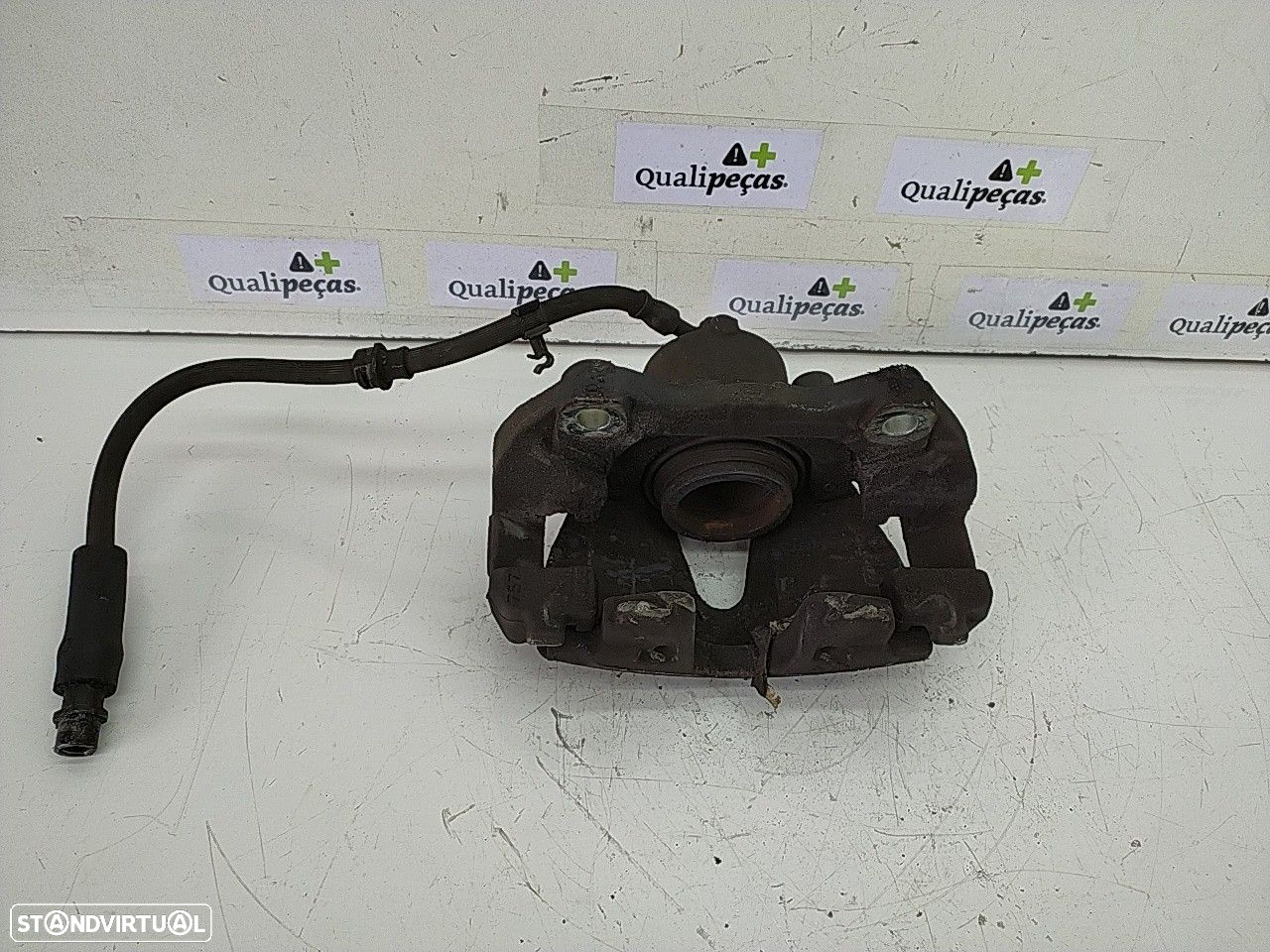 Pinça Frente Esquerda Opel Astra H (A04) - 3