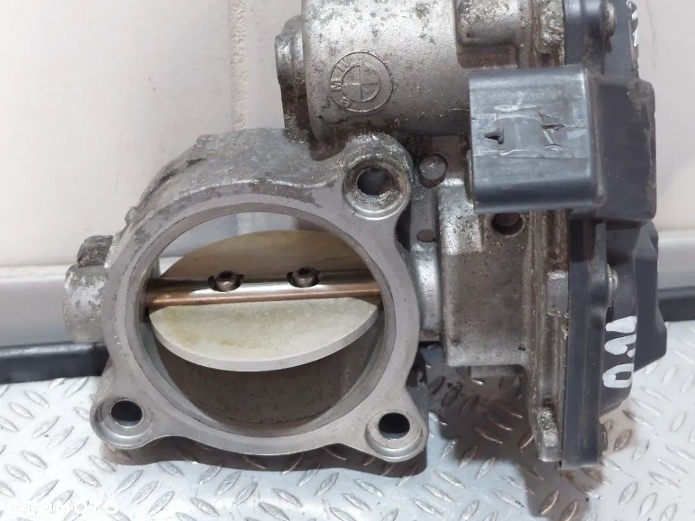 PRZEPUSTNICA BMW E90 E91 2,0 D 184KM R2011 NR 7810752 - 2