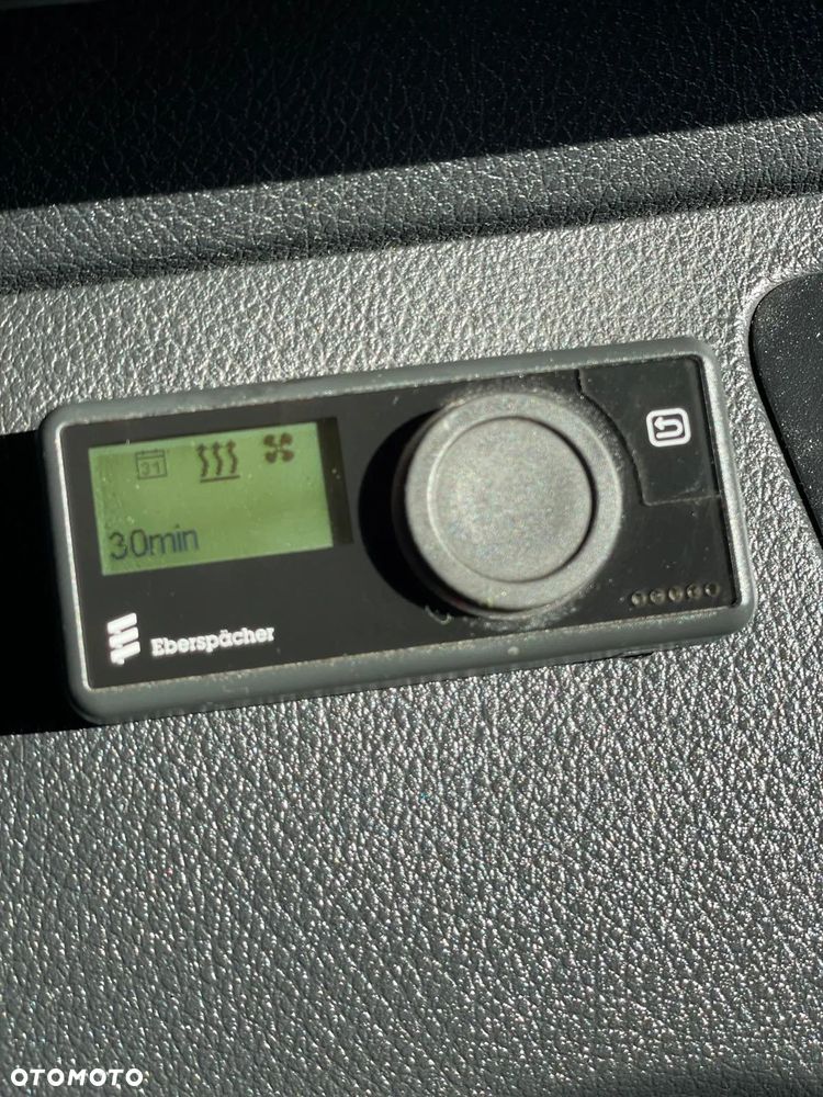 Mercedes-Benz Sprinter 519 907 - 12