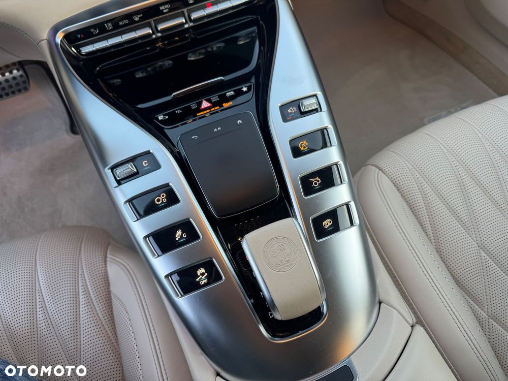 Mercedes-Benz AMG GT 63 S 4Matic+ Speedshift MCT 9G - 13