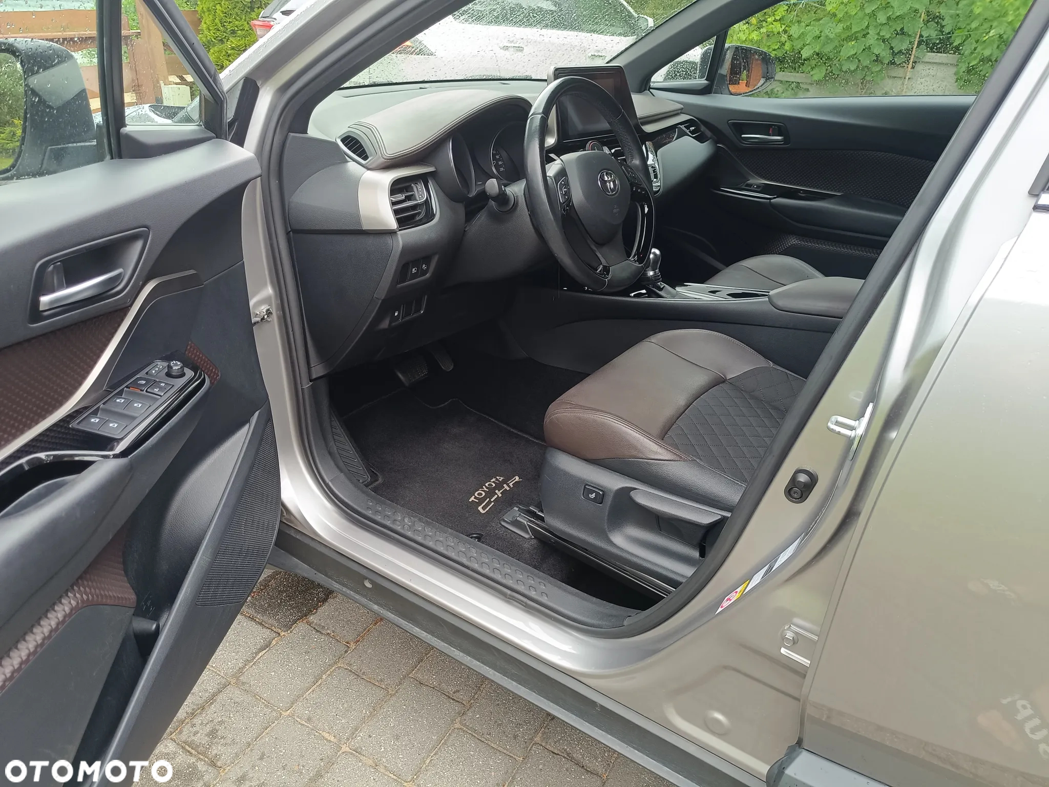 Toyota C-HR 1.8 Hybrid Prestige - 11