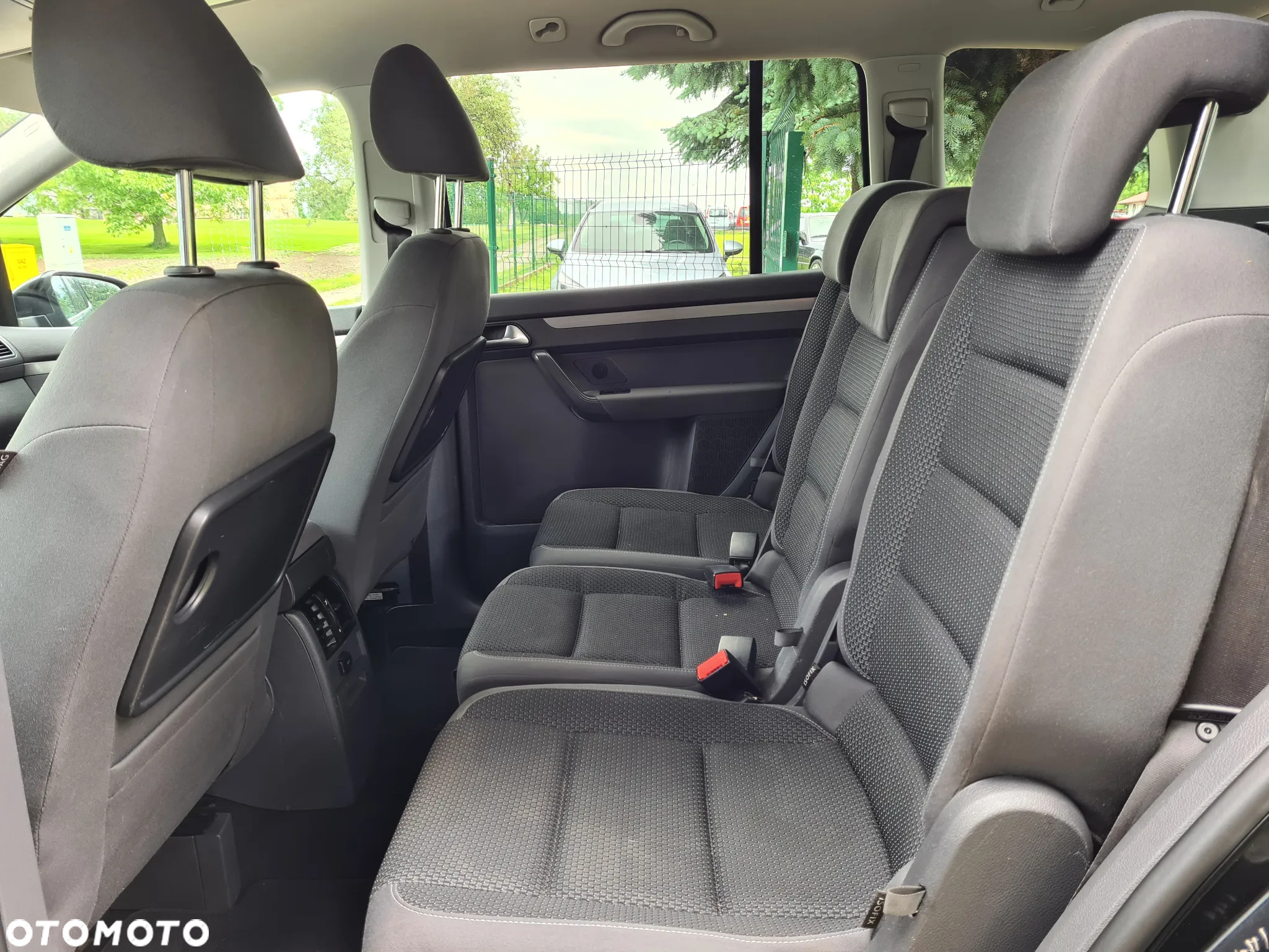 Volkswagen Touran - 3